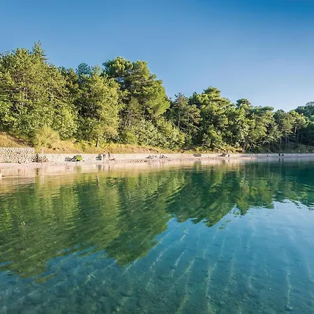 Lovely In Malinska With Wifi Apartament *