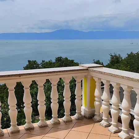 Lovely In Malinska With Wifi Apartament *